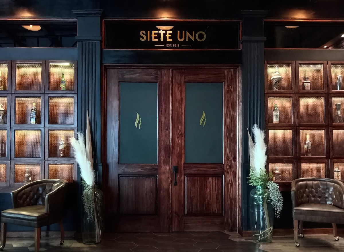 Siete Uno